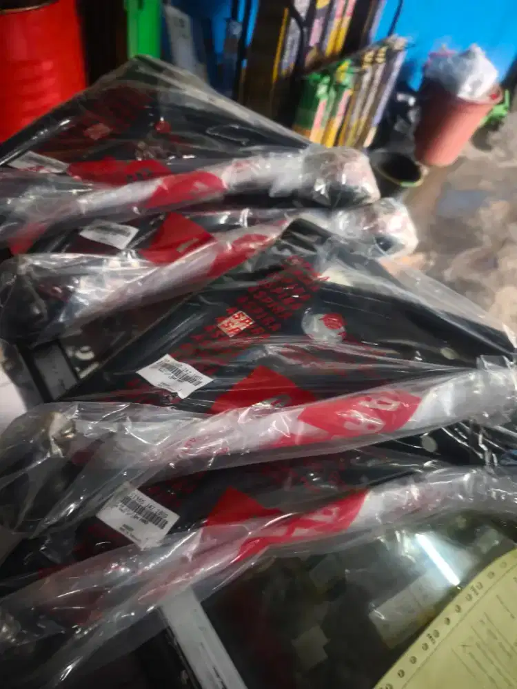 Dicari Admin WANITA dan Mekanik Mobil LAKI-LAKI Segera...