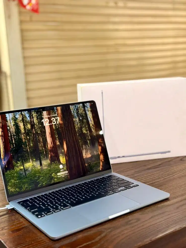 Macbook Air M4 16/256 Sky Blue