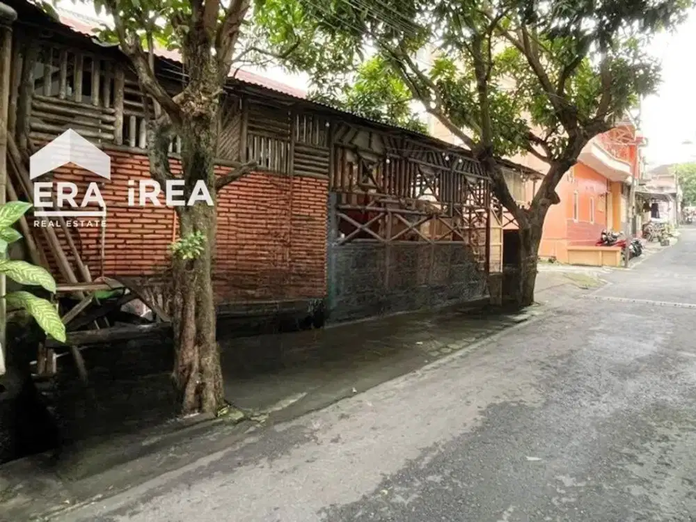 TANAH DIJUAL DI SOLO DEKAT AREA KAMPUS UNS DAN ISI