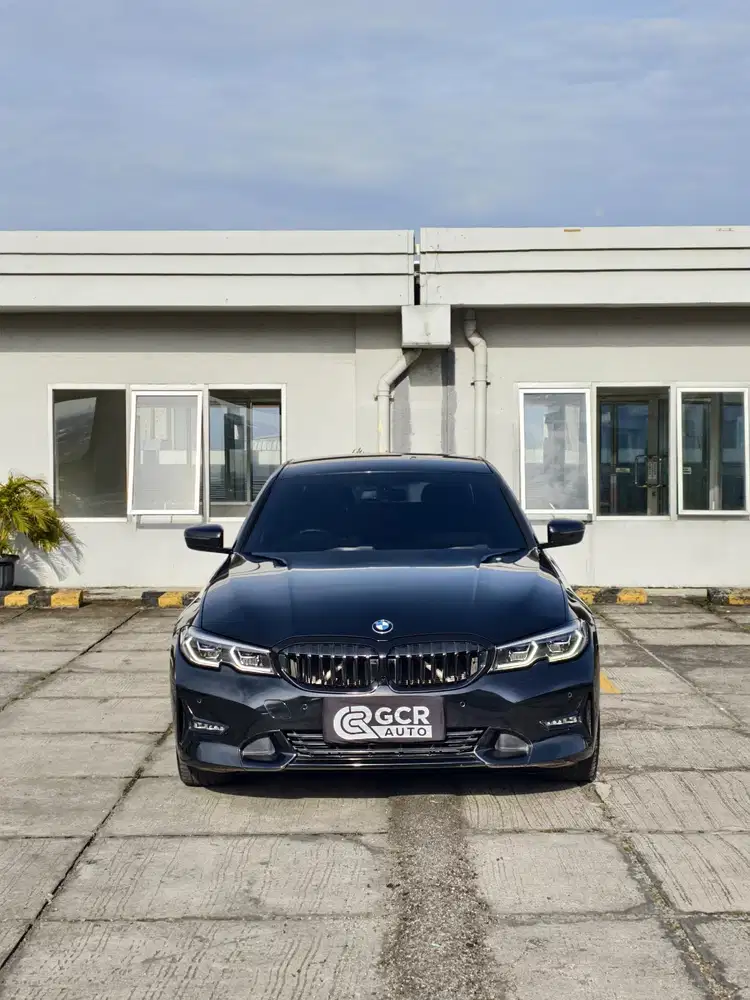 KM 30 RIBU RECORD! BMW 320i SPORT MATIC BENSIN NIK 2020/2021
