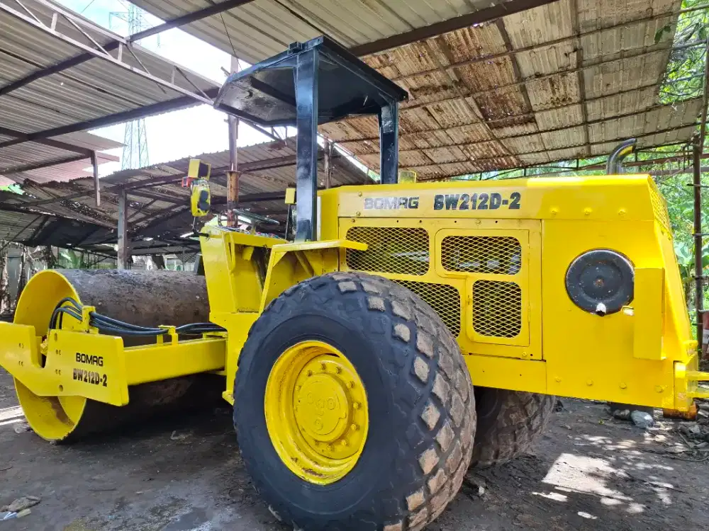Vibro bomag bw212 siap