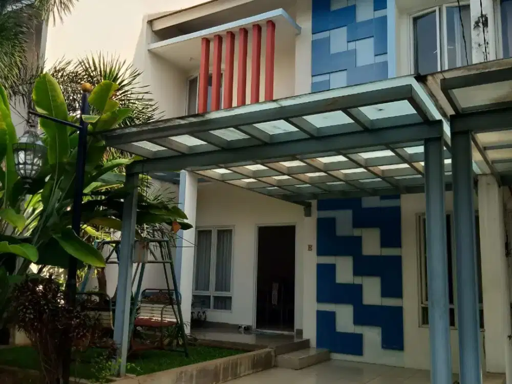 Rumah dijual Murah 2 Lt. Ciracas, Jakarta Timur 5 menit Terminal Kp.Rambutan