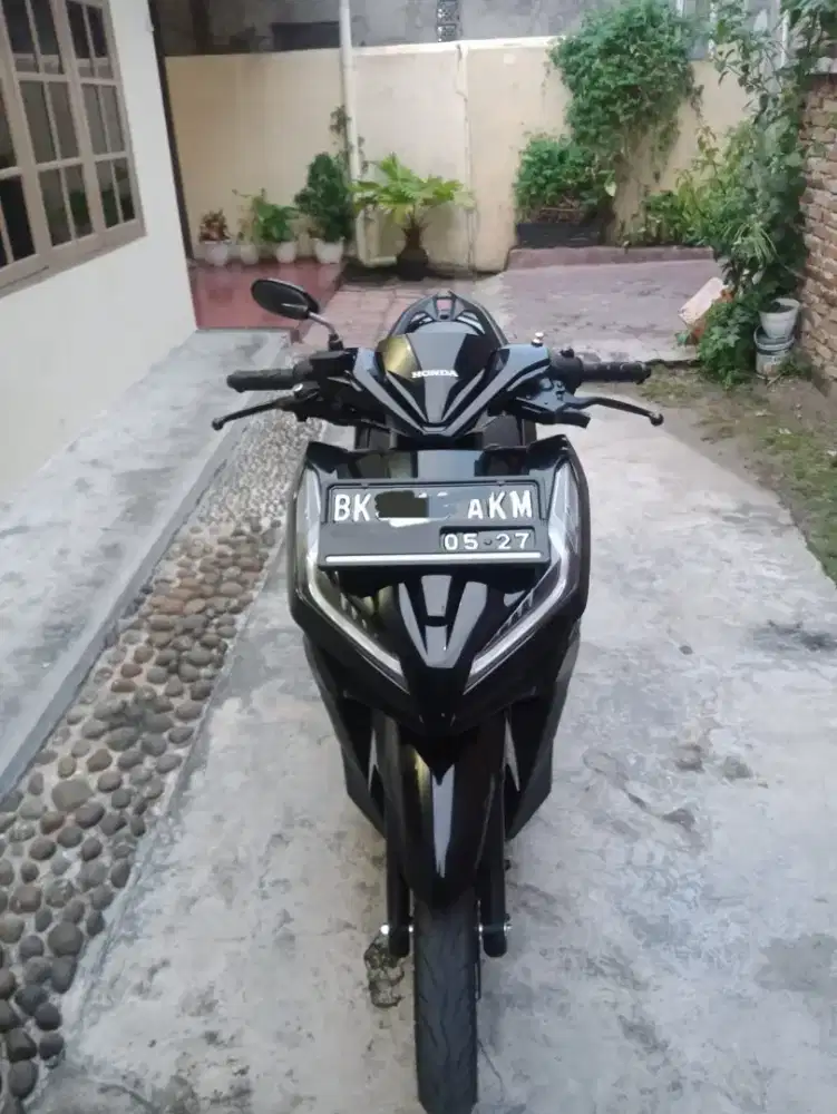 Honda Vario 125 Tahun 2022, Warna Hitam Surat Lengkap