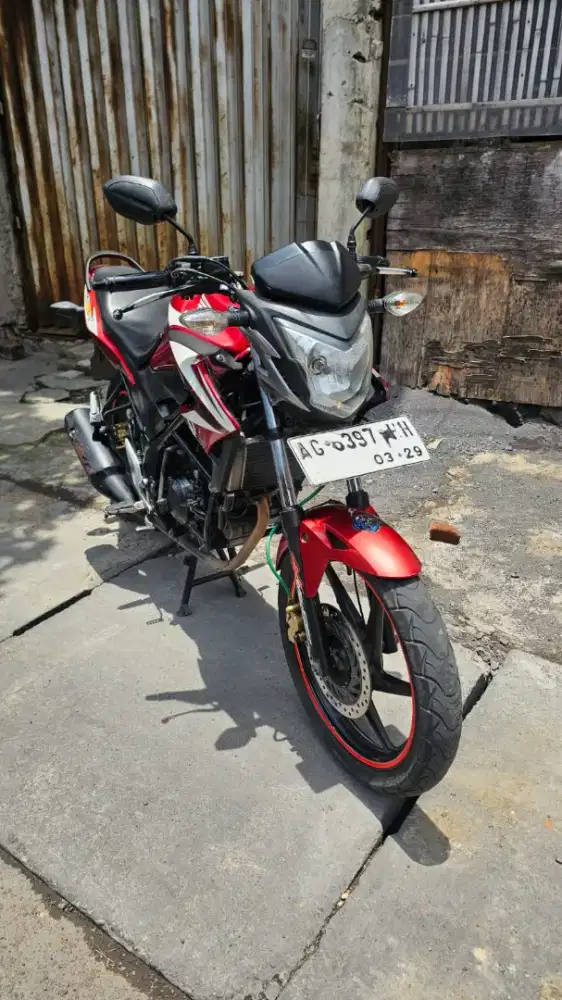 UD ENY MOTOR- HONDA CB 150 R TAHUN 2014