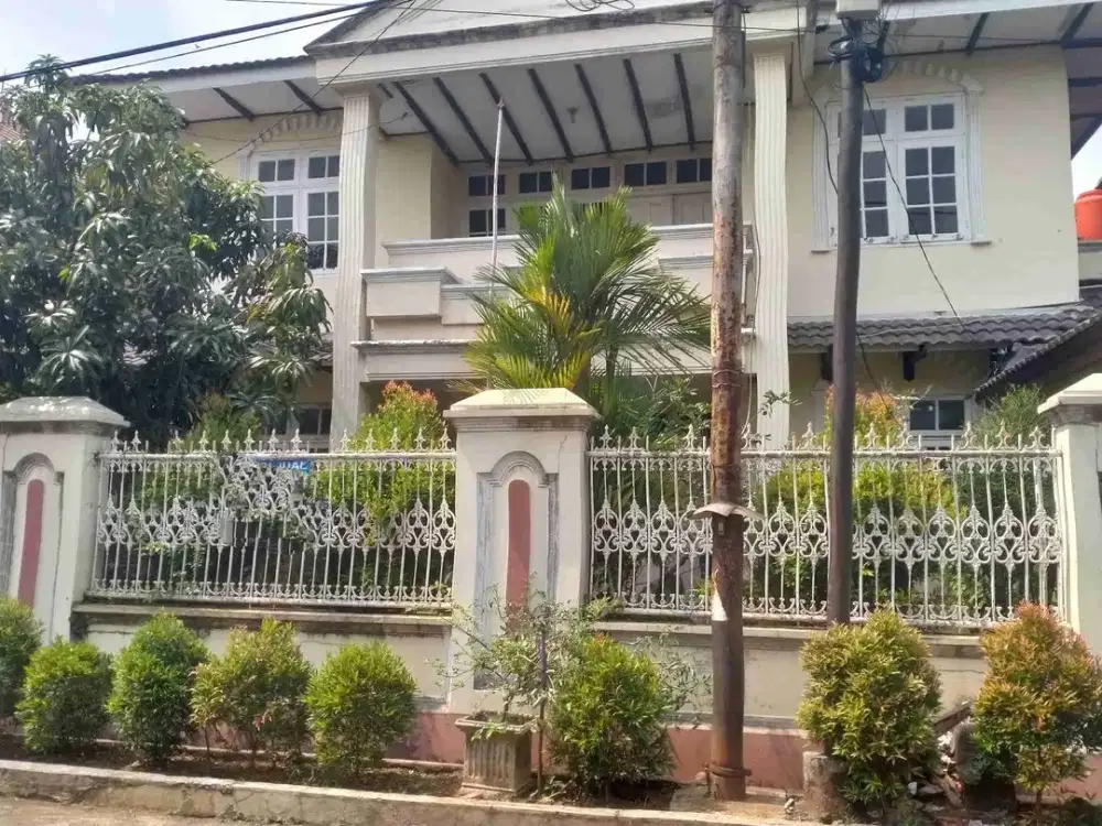 RUMAH BESAR DI JAKA PERMAI BEKASI BARAT