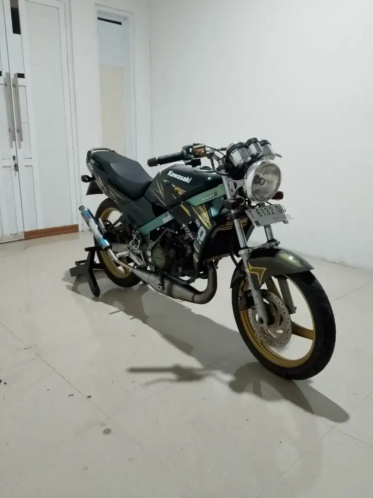 Ninja R /Kis 2002. Kondisi sehat terawat dan pajak telat setahun