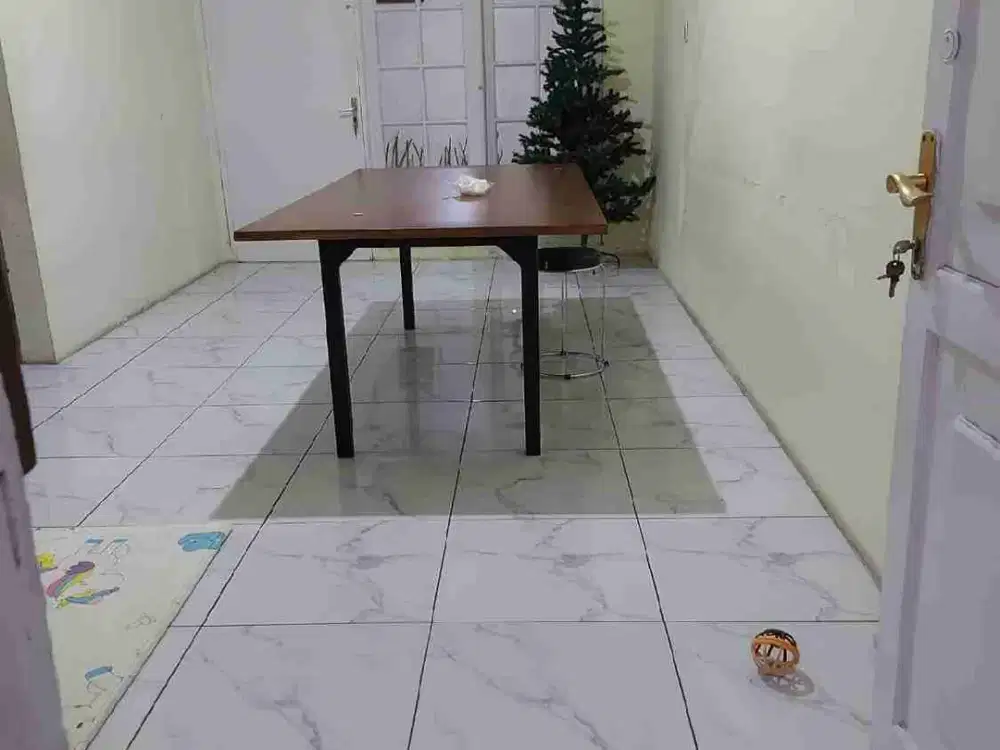 TURUN HARGA JUAL CEPAT  Rumah Di Taman Kopo indah 1 , Bandung