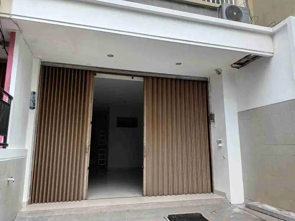 disewakan ruko 3,5 lantai tanah abang V siap huni, hanya 5 menit ke pusat kota
