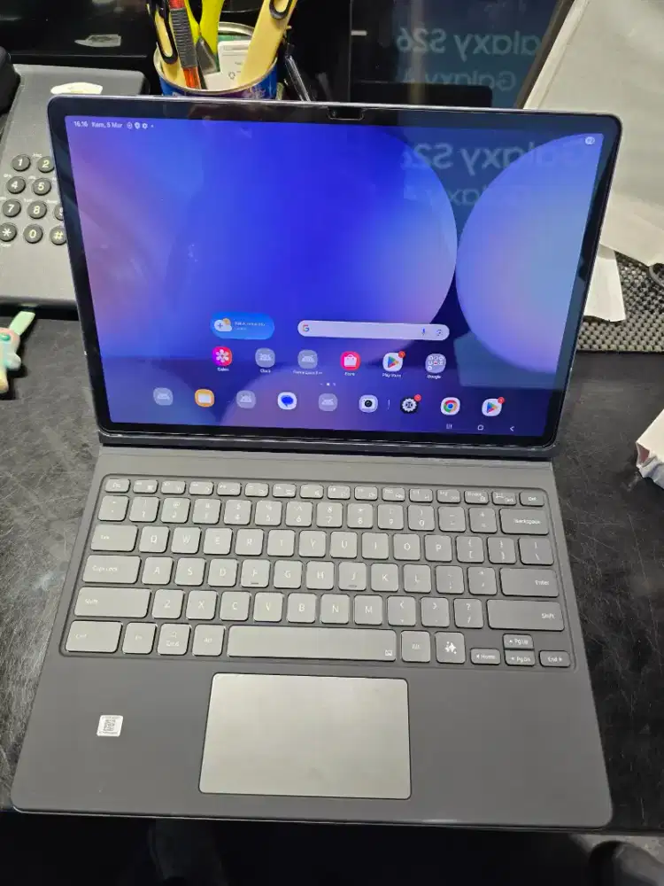 BOOK COVER KEYBOARD TRACKPAD S10+/S9+/S9 FE +