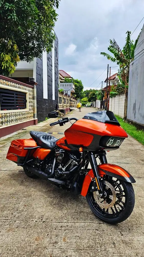 ROADGLIDE 2019 scorched orange