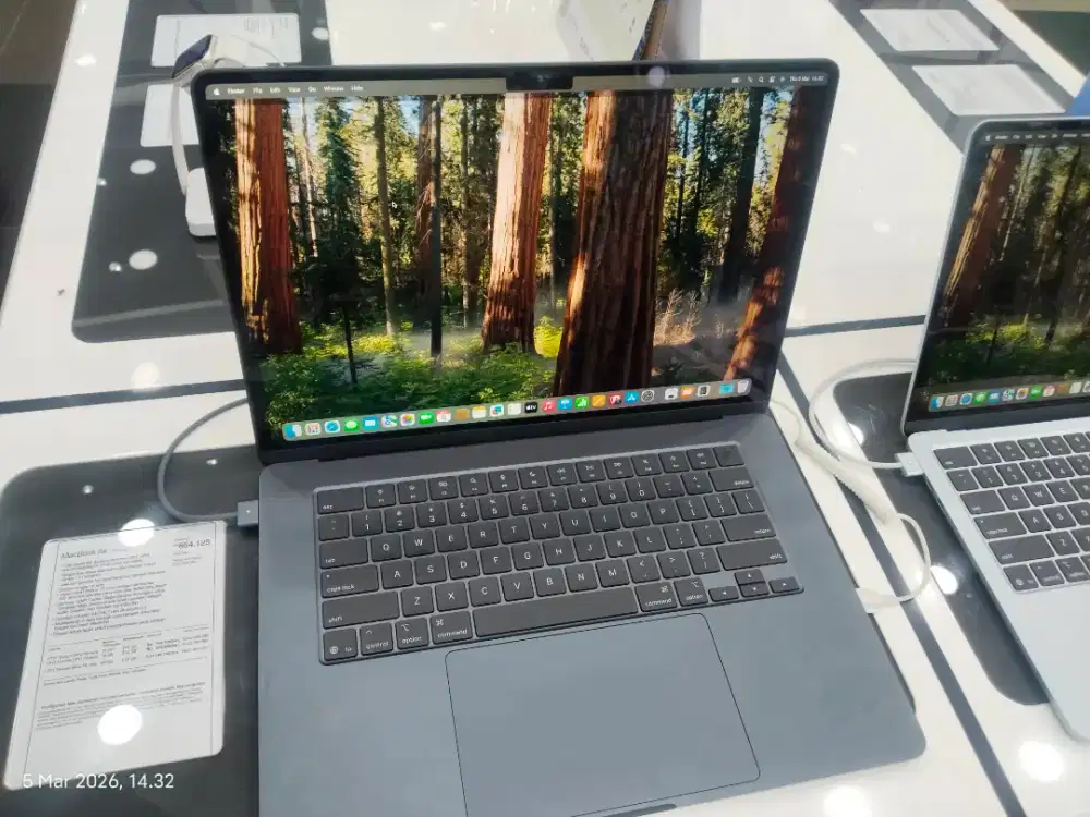 Macabook Air M4, Cicilan tanpa DP, Syarat Cukup KTP saja