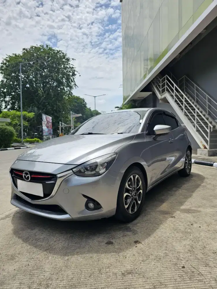 Mazda 2 skyactive type gt
