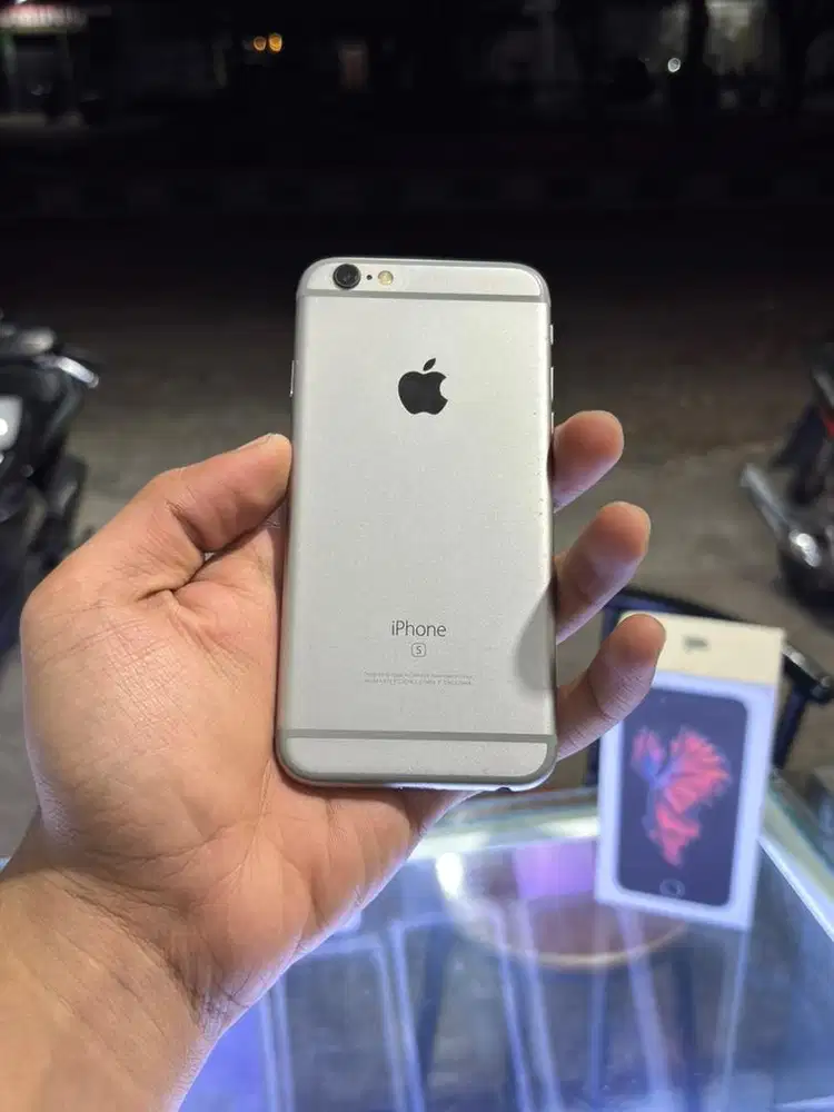 IPHONE 6s 64GB, Bea Cukai, Lengkap, Bergaransi.