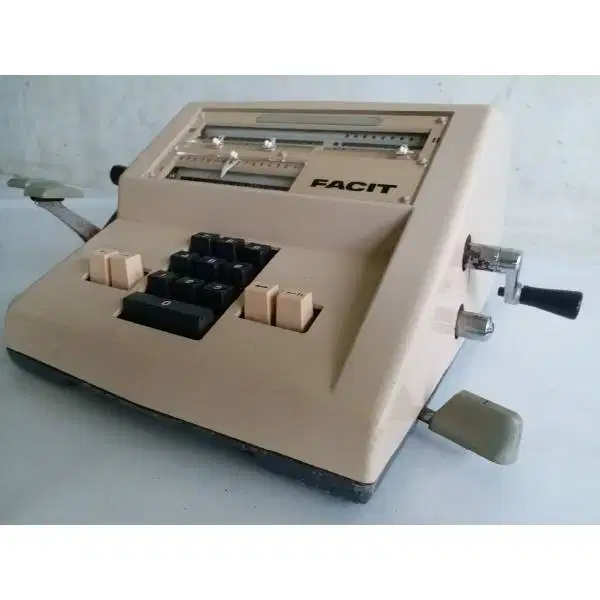 calculator Art deco Model S.A BRASILIA FACIT