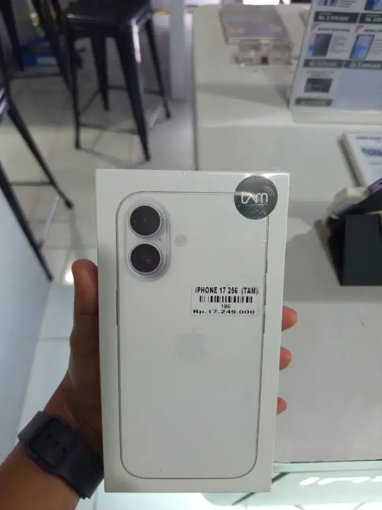 IPHONE 17 256 GB READY STOCK DI TOKO ATLANTIS JEMPONG