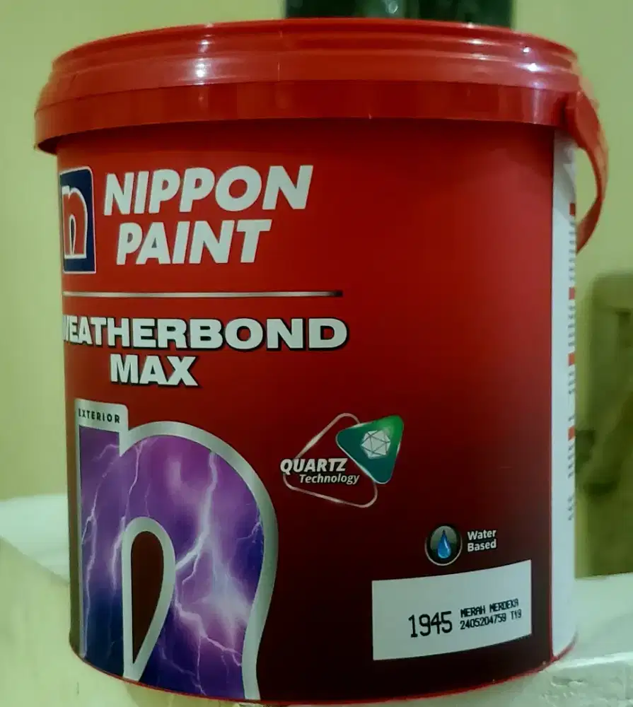 Cat WTB Max merah merdeka 1945