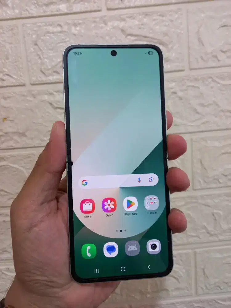 Samsung Galaxy Z Flip 6 5G Ram 12/256Gb Fullset ori ada minus dikit