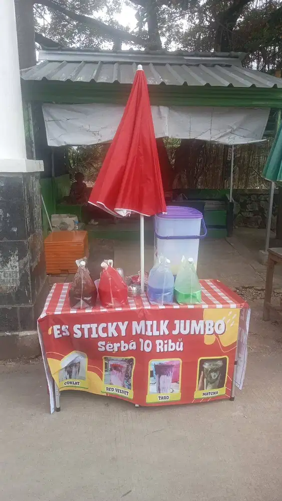 DISPENSER MINUMAN 30 LITER