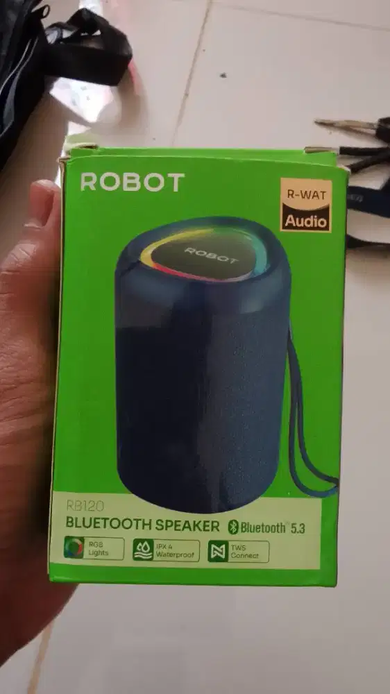 Speaker Robot Rb120