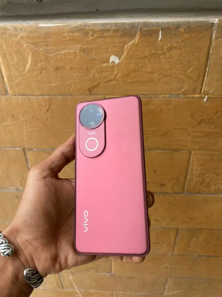 Vivo v50 5G 12/512gb