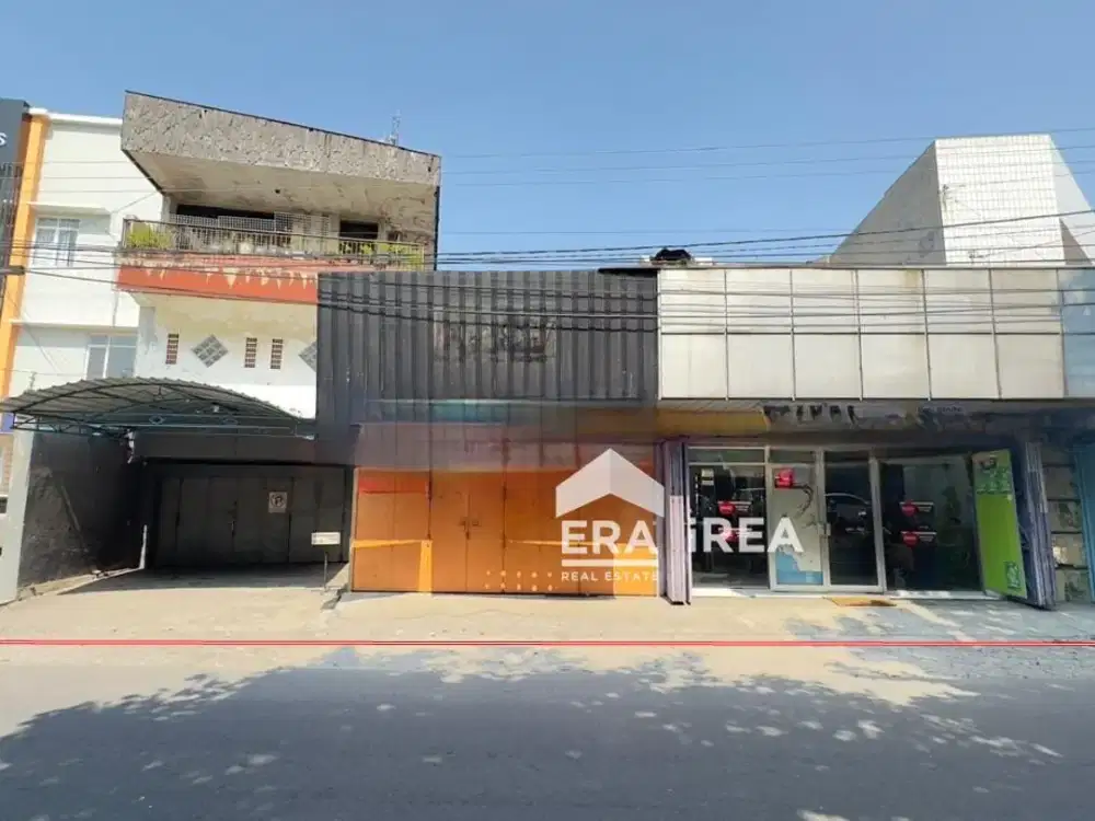 RUMAH DAN RUANG USAHA DIJUAL DI SOLO KOTA DEKAT PASAR NONGKO, STASIUN BALAPAN