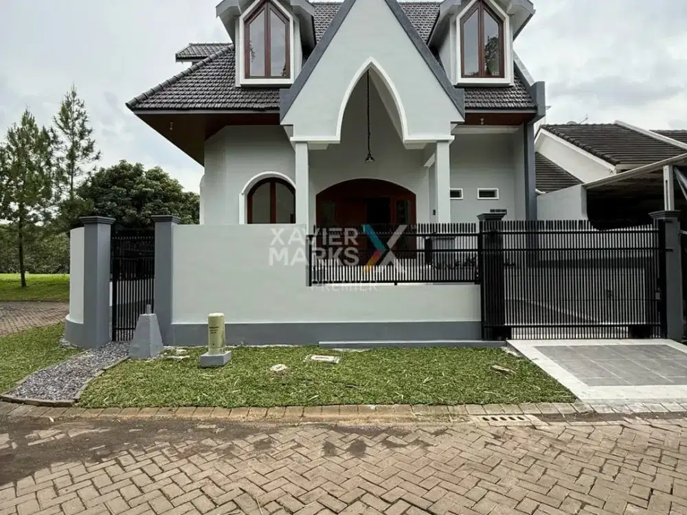 Dijual Rumah Klasik Mewah Posisi Hook di Araya Golf Malang