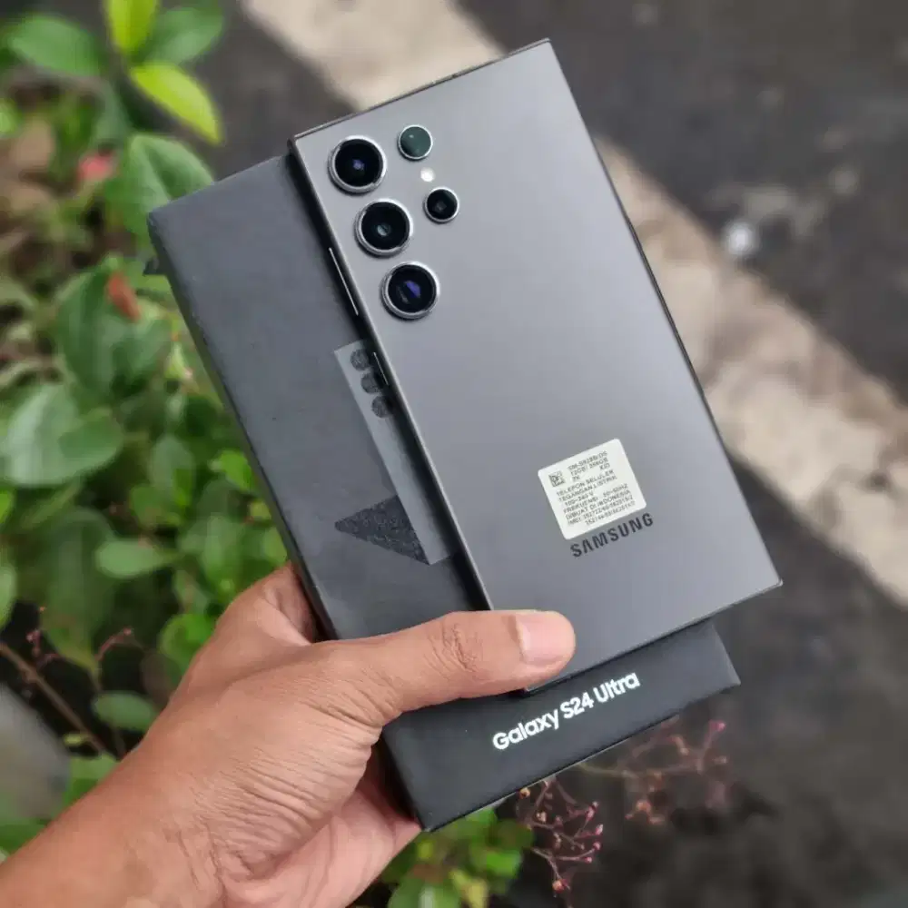 Samsung S24 Ultra 12/256gb Garansi Resmi sein aktif Mei 2026