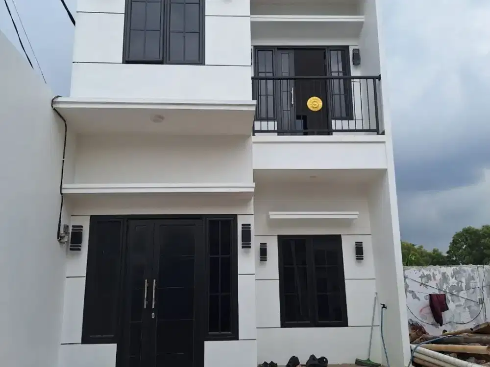 806 Rumah Baru 2 Lt. Dalam Cluster Lokasi Strategis di Kalisari, Pasar Rebo