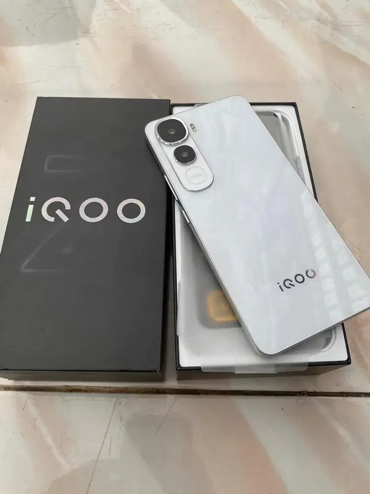 IQOO Z10 Lite Ram 8/128