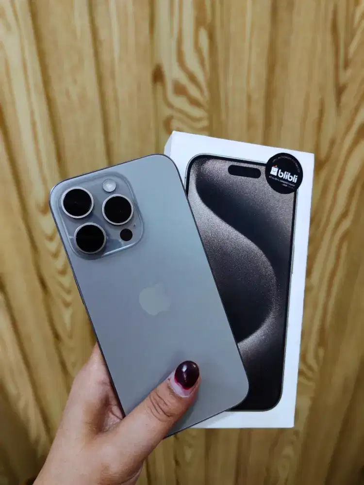 15 PRO 256 NATURAL SECOND IBOX