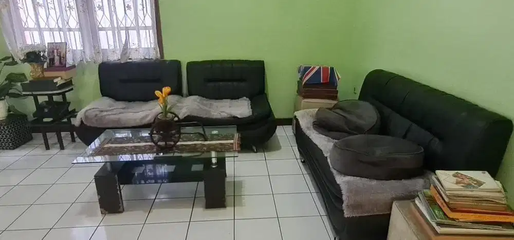 Jual sofa tipe L masih bagus