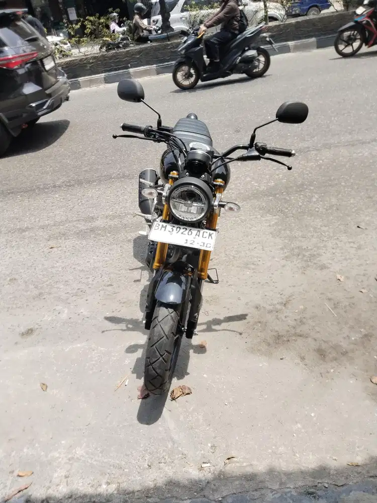 Dijual cepat Yamaha XSR tahun 2025