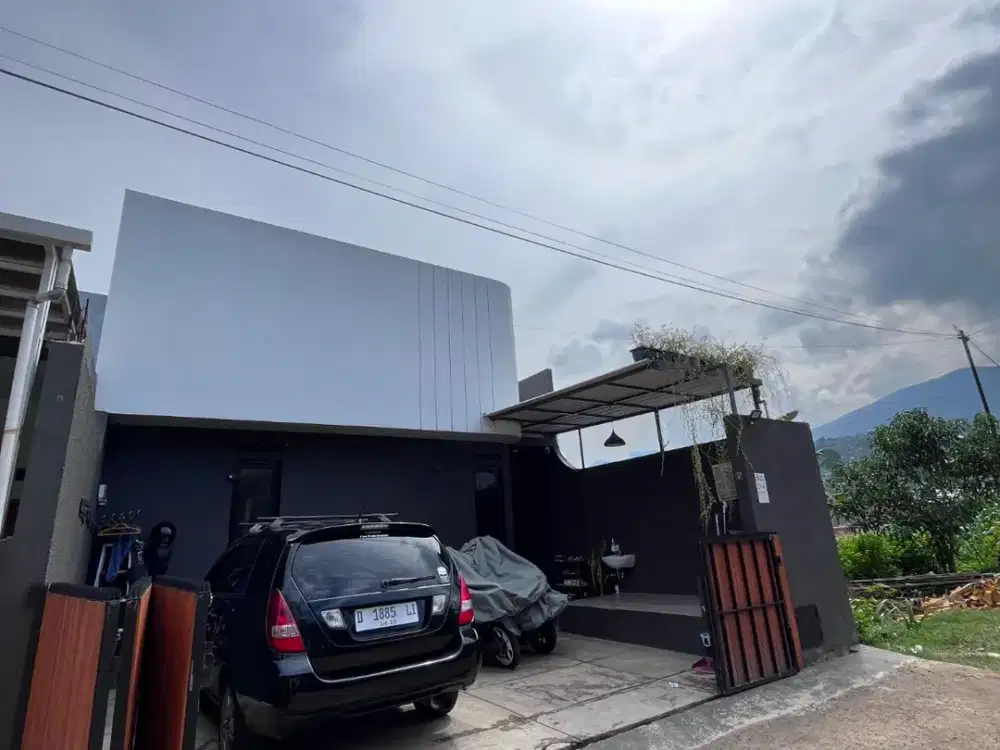 RUMAH MINIMALIS NYAMAN TERAWAT SIAP HUNI DI UJUNG BERUNG BANDUNG