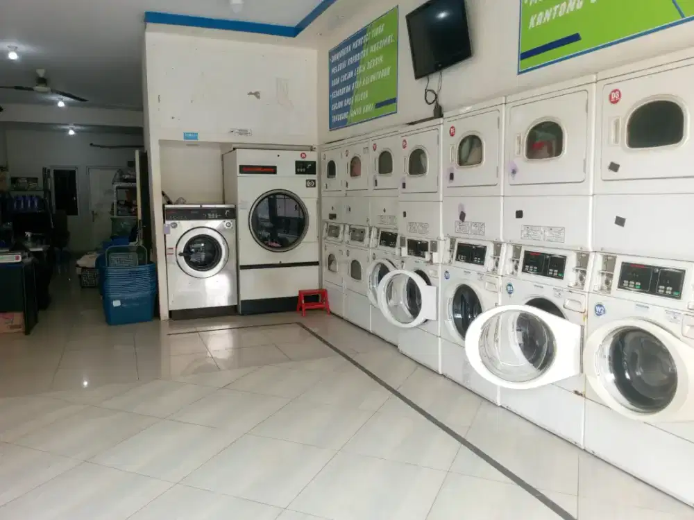segera di cari karyawati coin laundry