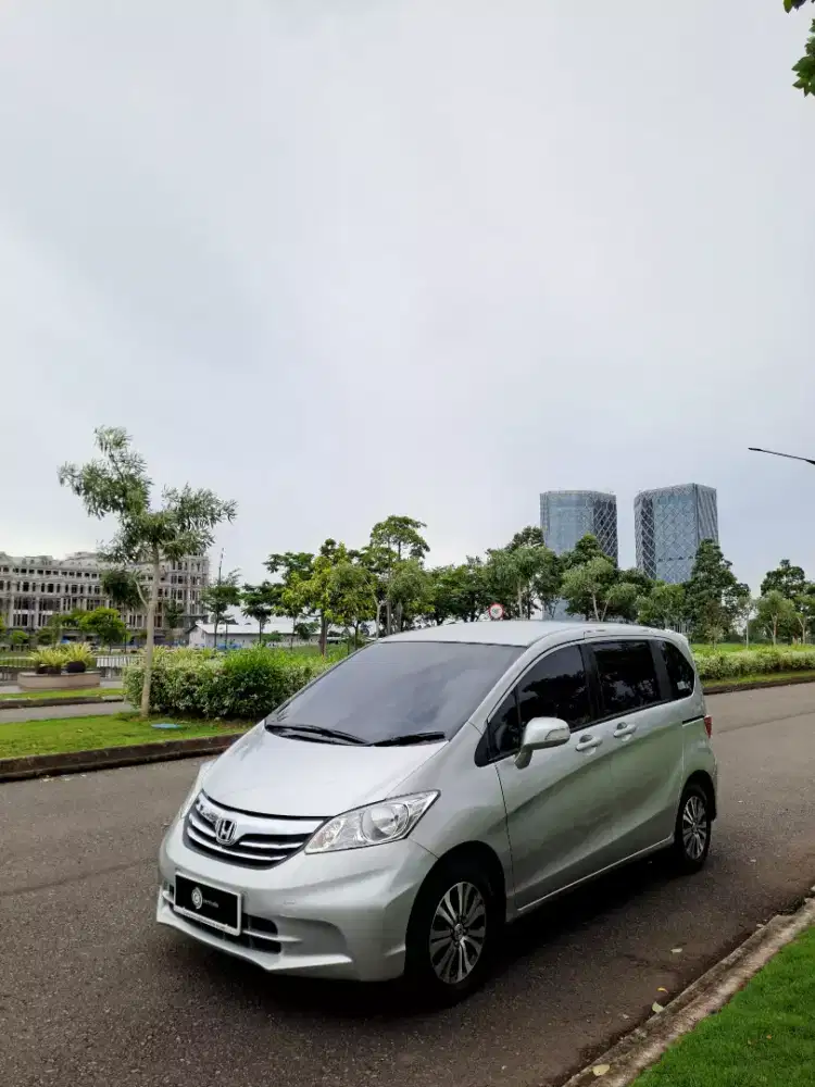 Honda Freed SD 2013 KM ANTIK 2x.xxx