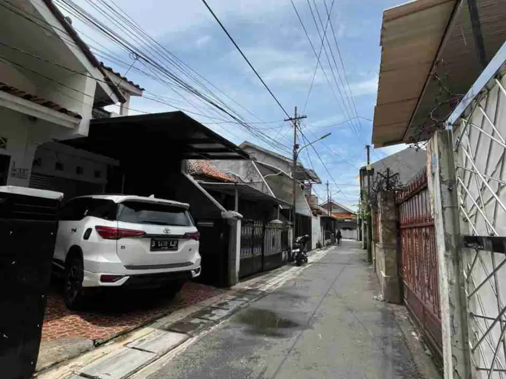 dijual rumah cantik minimalis dekat asem baris kebon baru Tebet Jakarta selatan