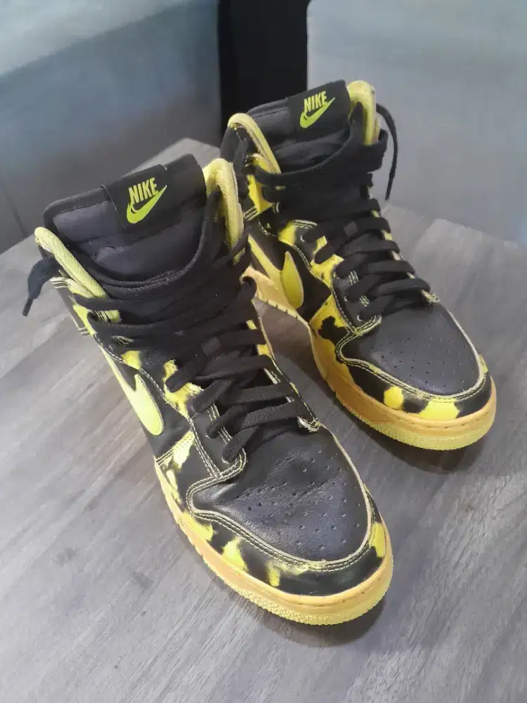 Sepatu/Sneakers Nike yellow 90