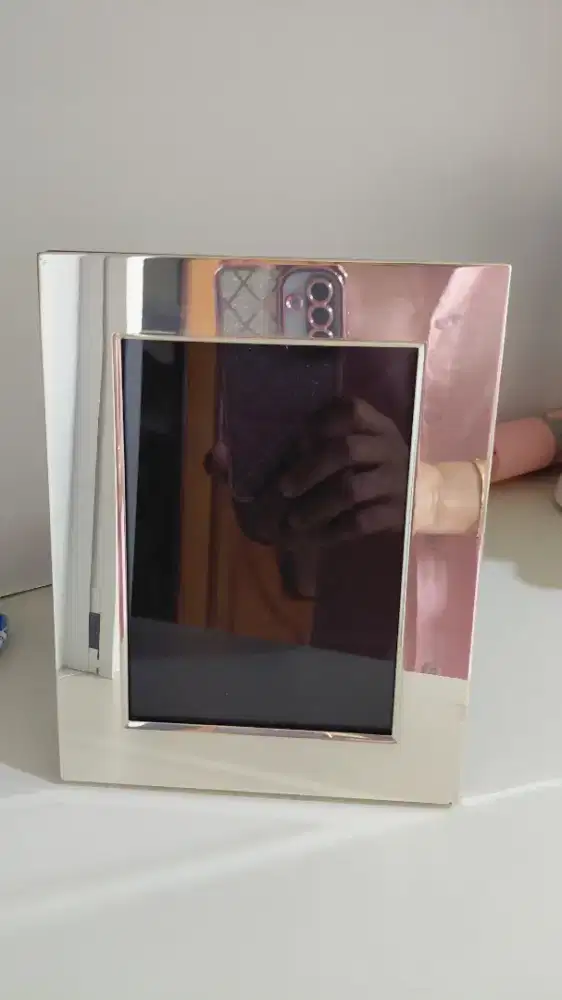 Frame Foto CHRISTOFLE SILVER ASLI. 18,3X14,3CM LUAR. 13,5X9,2CM DALAM