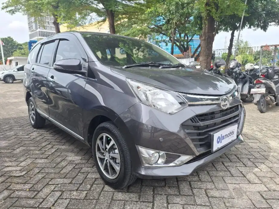 DP RENDAH Daihatsu Sigra 1.2 R Bensin-AT 2017 SZE