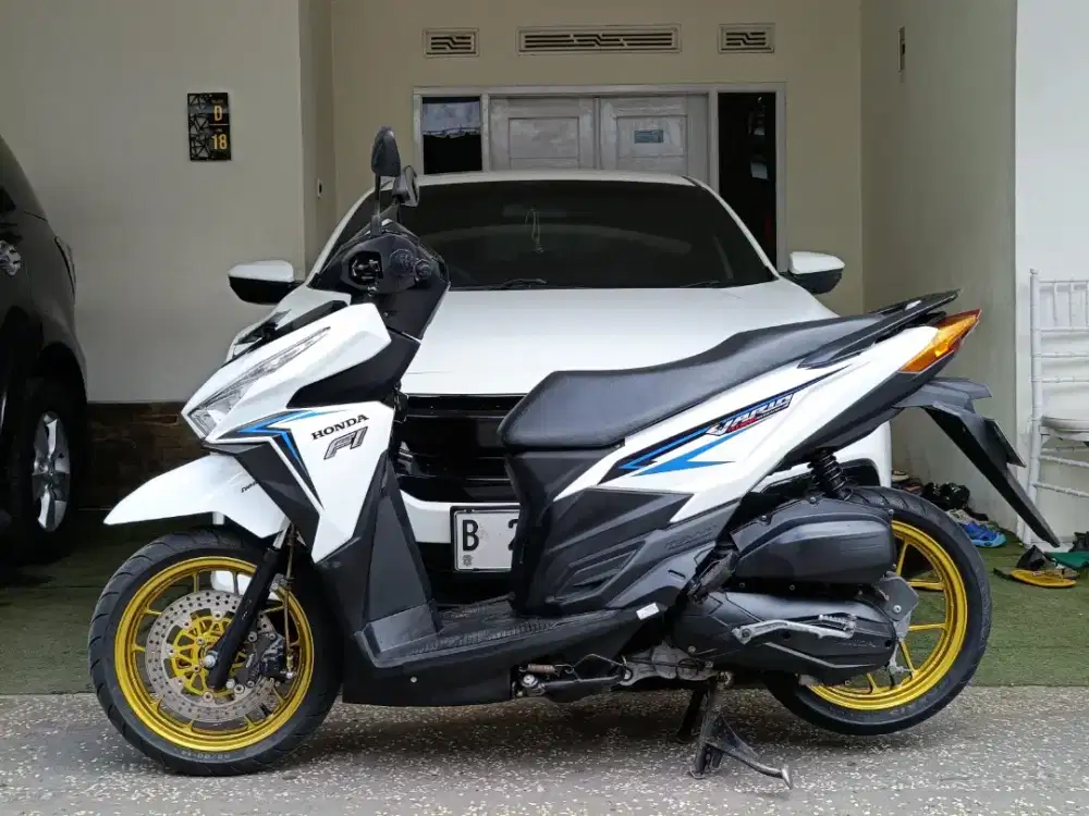Vario 125 tahun 2016 pajak isi/tt boleh gan cash lebih bagus