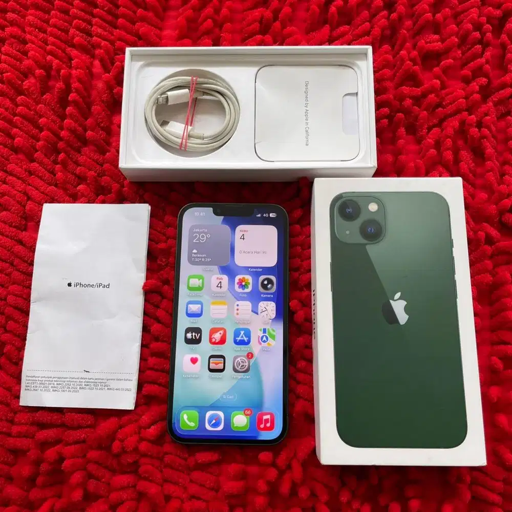 IPhone 13 128GB Lengkap Second Garansi resmi iBox