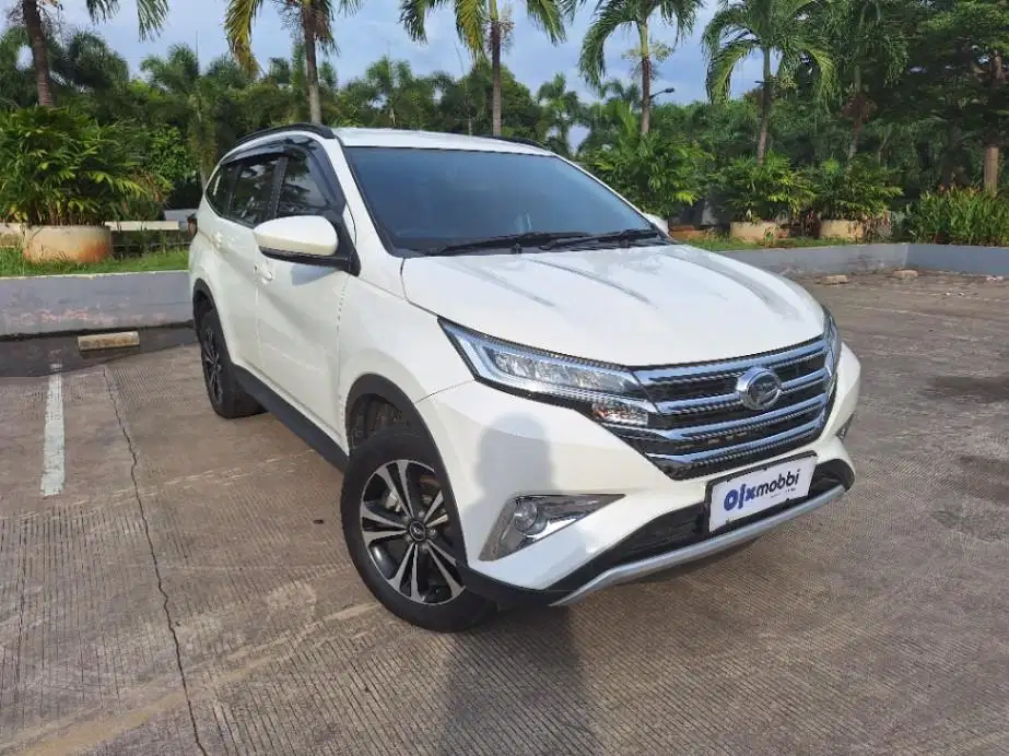 LOW DP Daihatsu Terios 1.5 R Bensin-AT 2022 DFY