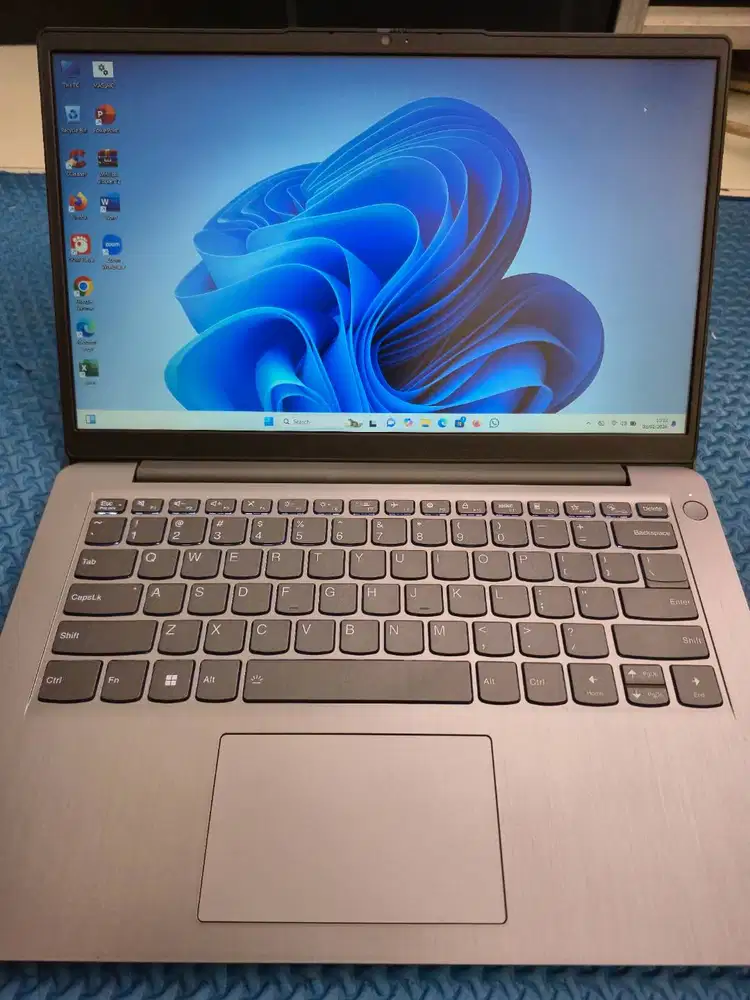 LAPTOP Lenovo IdeaPad 3 14IAU7