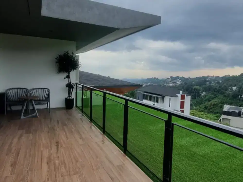Dijual Brand New Luxury Villa Industrial Modern • Infinity Pool • Lift • View Kota & Gunung
