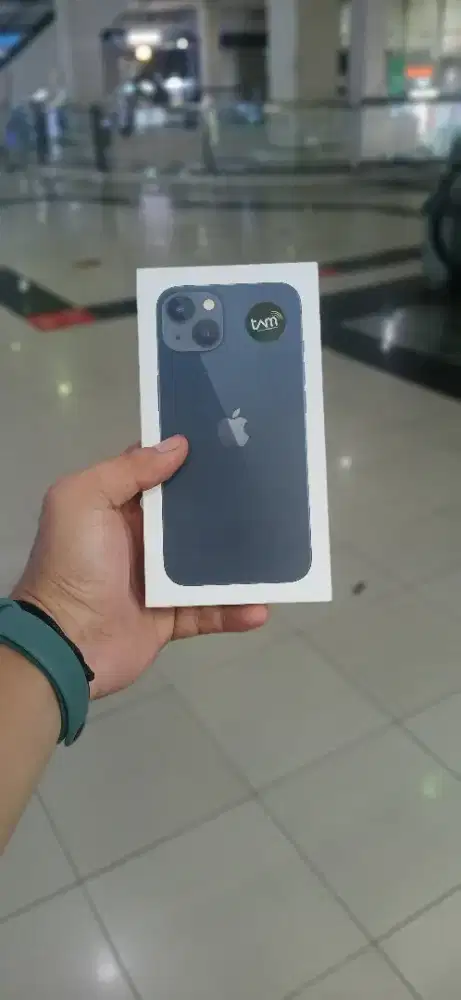 Jual murah..Iphone 13 128 ibox, barang segel new