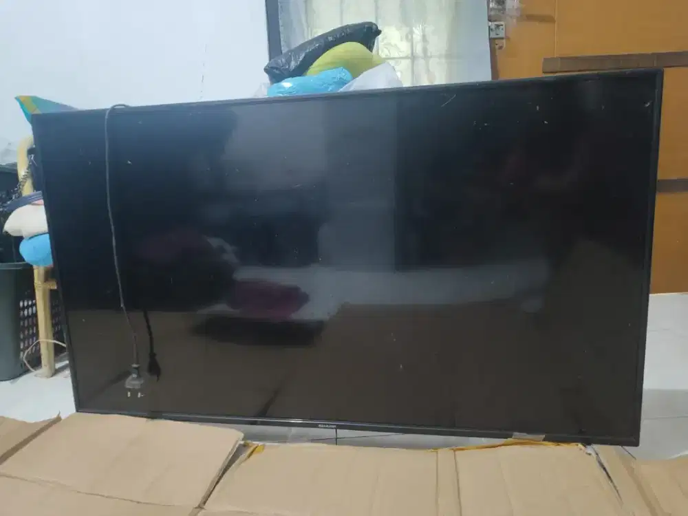 Dijual TV dan Kipas Angin