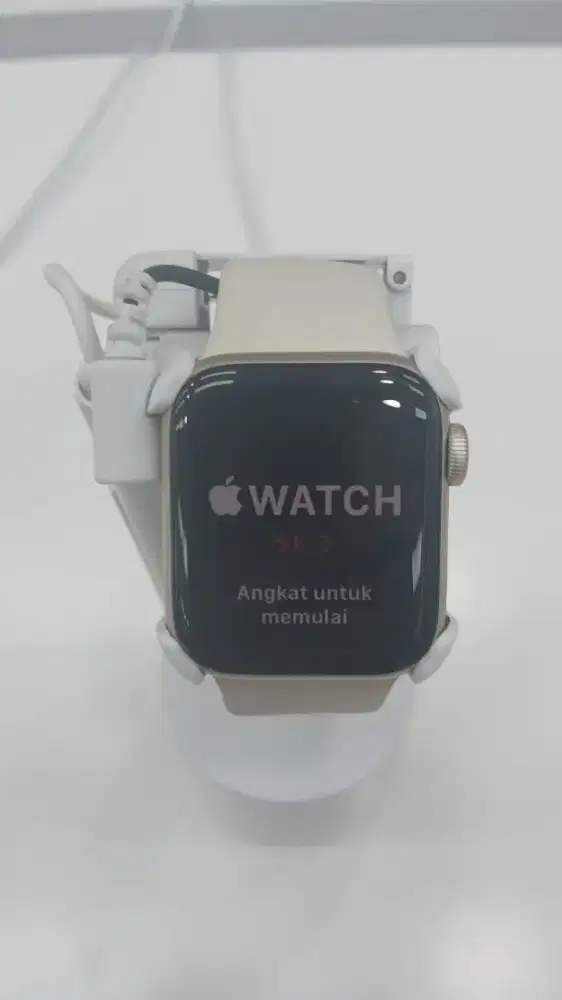 Cicilan Apple Watch SE 3 15 Ribu Perhari