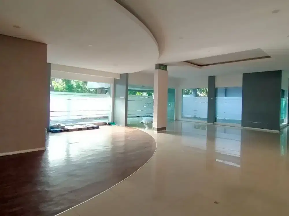 Tempat usaha Jl Raya Darmo Surabaya Kota Hadap barat