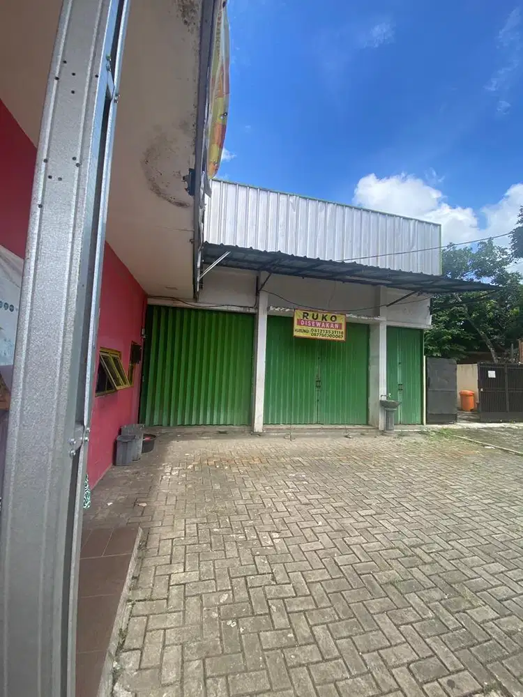 Disewakan ruko stategis pinggir jalan kota pandeglang bekas a*fa mart