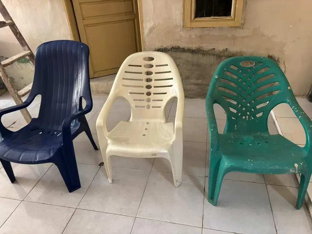 Kursi plastik napolly dan panen